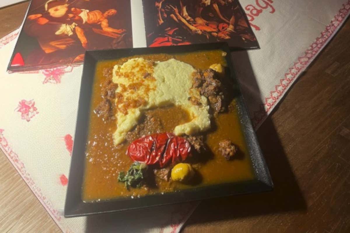 Caravaggio a tavola: quando il chiaroscuro diventa esperienza di gusto Caravaggio a tavola: quando il chiaroscuro diventa esperienza di gusto