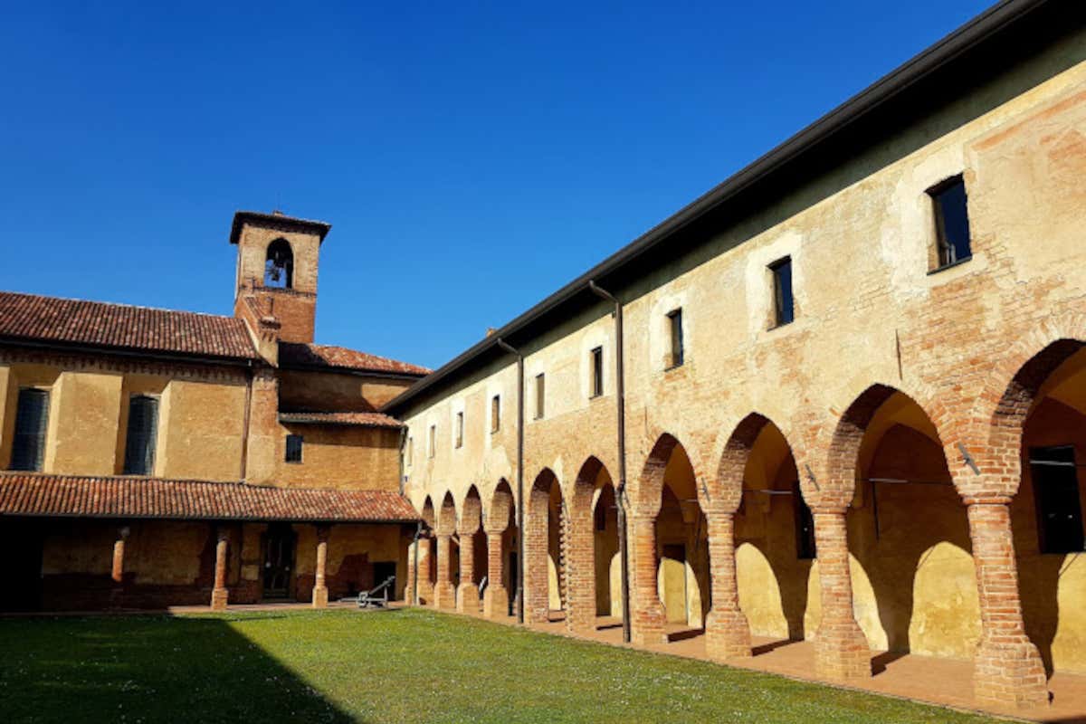 Caravaggio a tavola: quando il chiaroscuro diventa esperienza di gusto Caravaggio a tavola: quando il chiaroscuro diventa esperienza di gusto