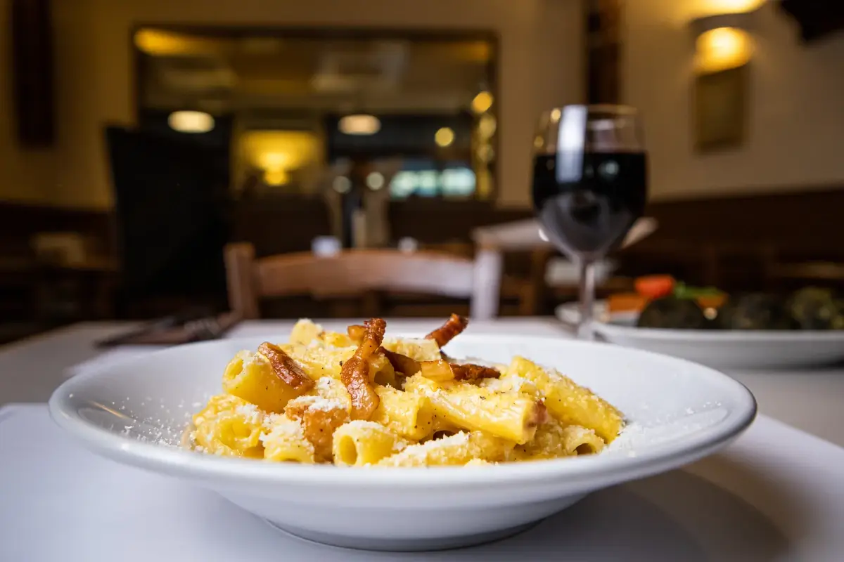 La carbonara di Osteria Palmira (Foto di Emanuela Rizzo) Viaggio a Roma alla scoperta della Carbonara, la pi&ugrave; amata dagli italiani