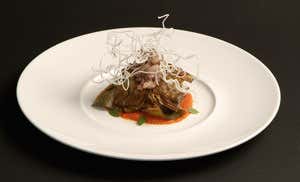 Carciofo alla Giudia con calamaretti spillo