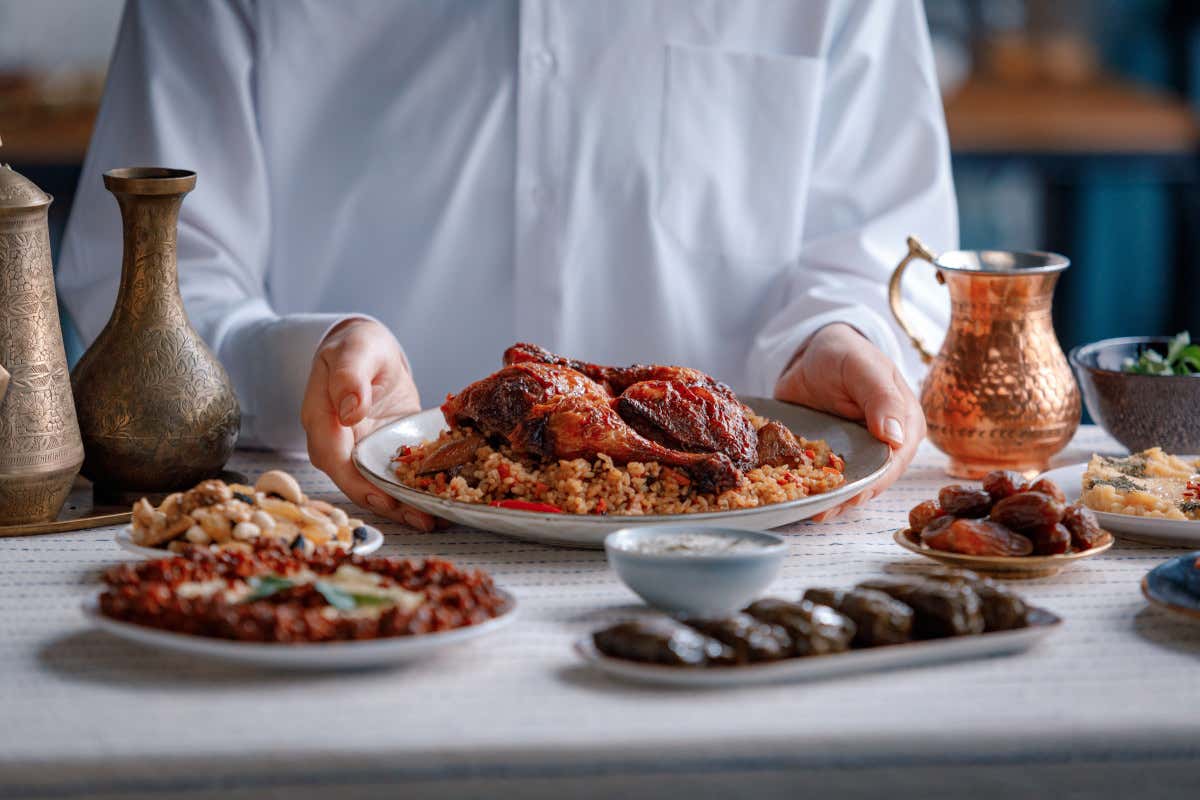 La carne ha da sempre un ruolo centrale nelle religioni A Brescia si parla della carne tra divieti religioni nutrizione ed economia