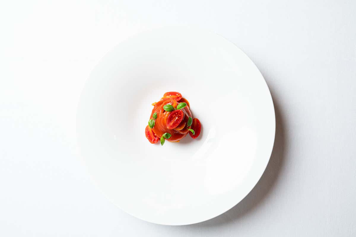 I Carracci, una cucina giovane ed elegante immersa nell'arte a Bologna