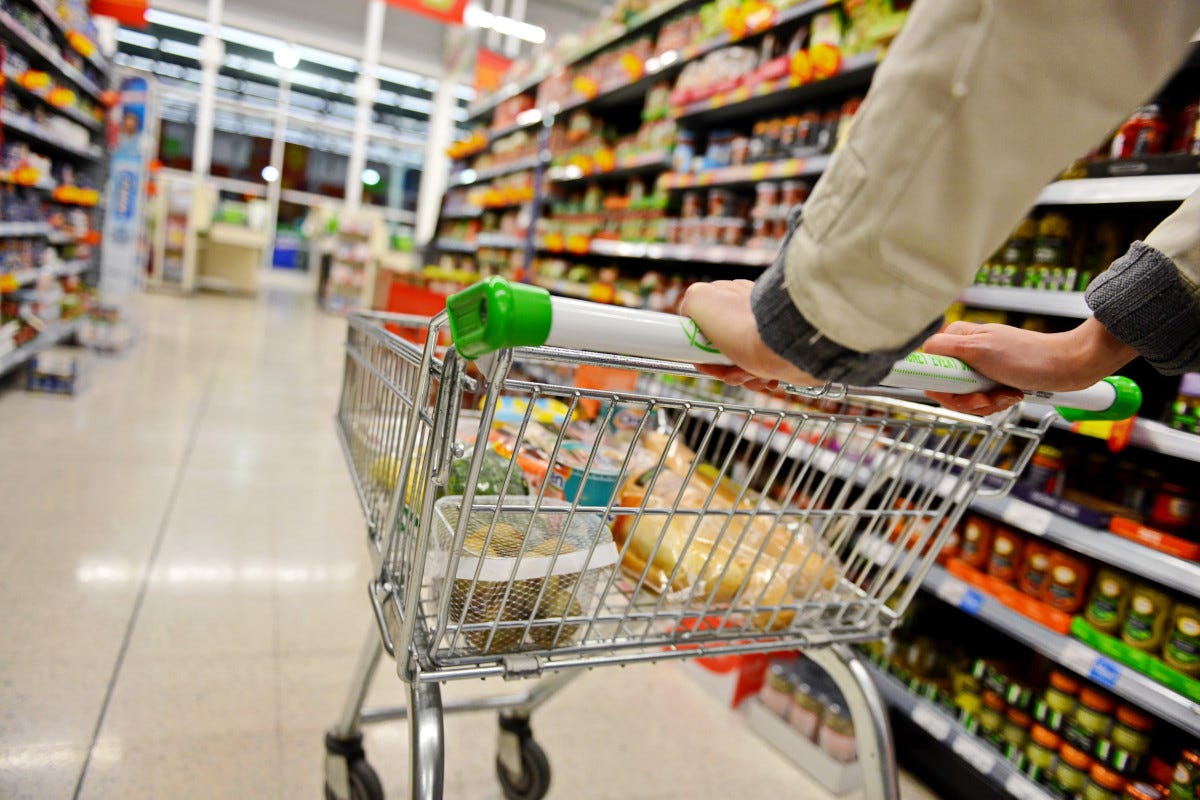 Italiani al supermercato: solo 39% soddisfatto dell'esperienza di spesa