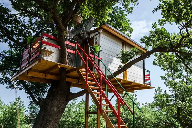 La casa sull&rsquo;albero a Lentella in Abruzzo Rifugio glam o casa sull'albero? Dove dormire nei parchi naturali
