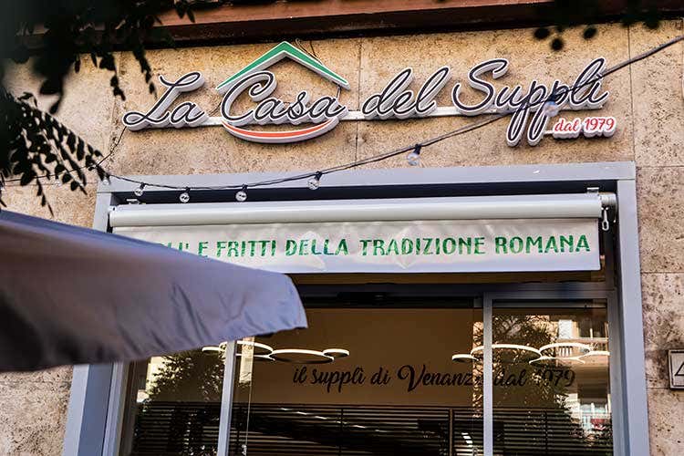 La Casa del Supplì La Casa del Supplì si ingrandisce e inaugura un nuovo store-laboratorio La Casa del Supplì La Casa del Supplì si ingrandisce e inaugura un nuovo store-laboratorio