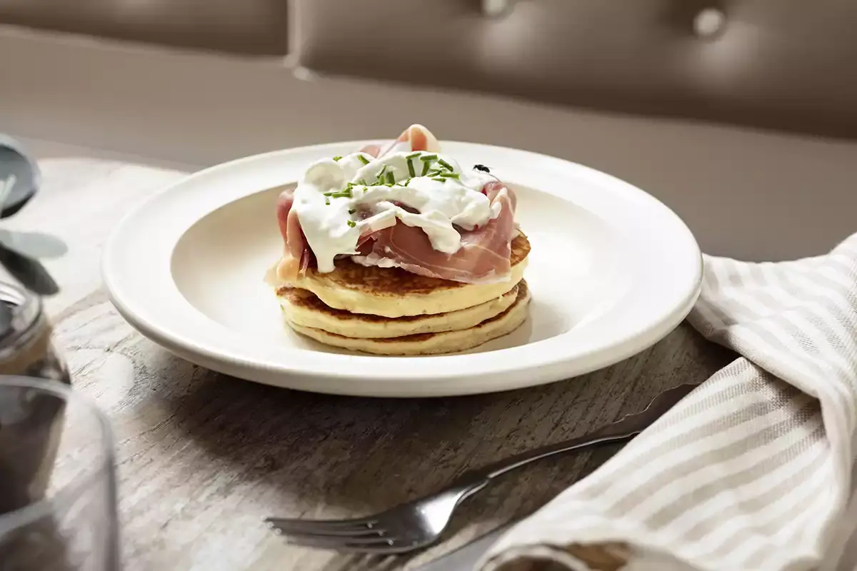Panckes salati: prosciutto crudo e burrata Casa