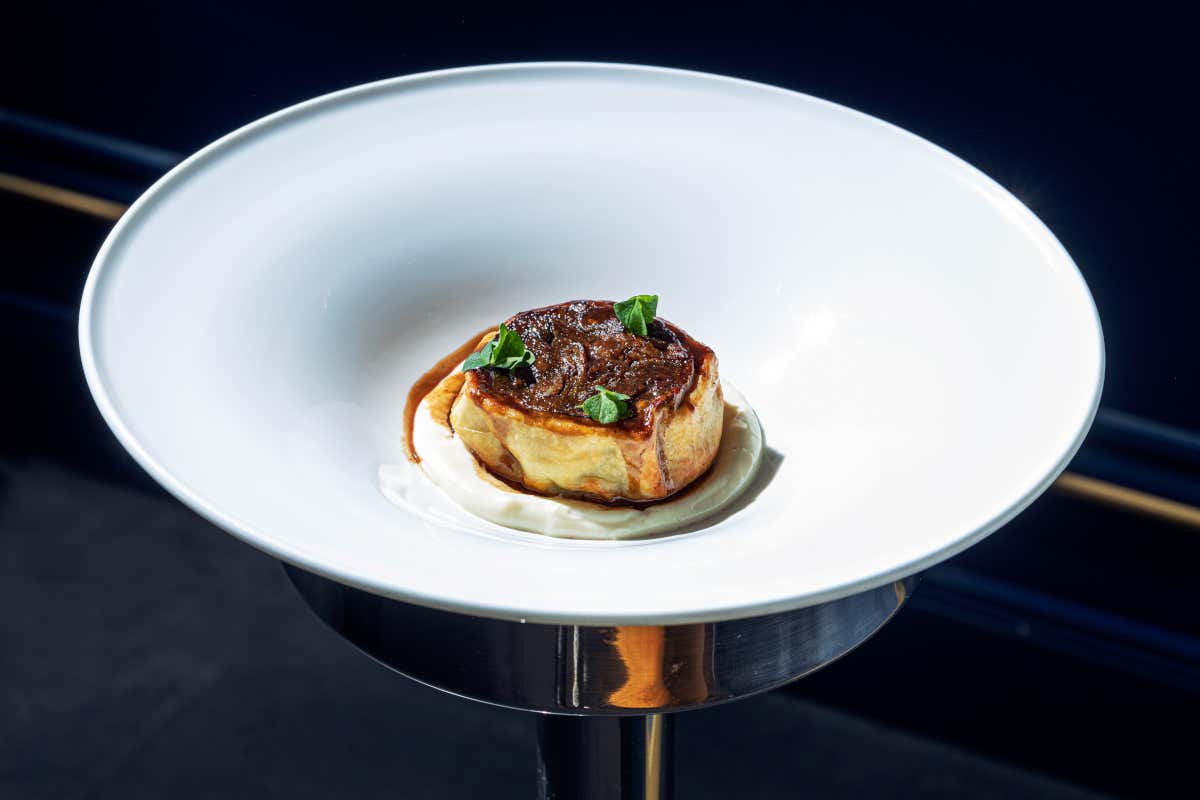 Un menu inclusivo, divertente, che strizza l'occhio alla Francia Un po' Italia e un po' Francia: la cucina inclusiva di Cordaro a Casa Coppelle