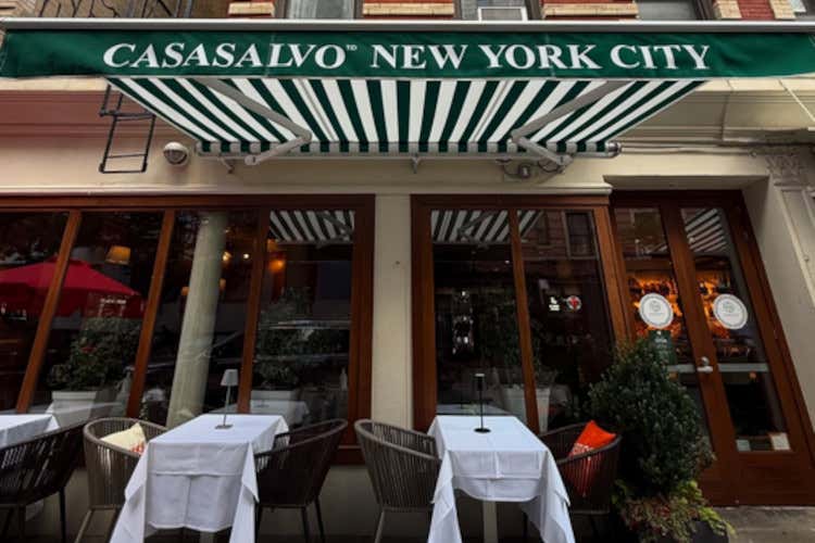 Lo chef dei papi e di Silvio Berlusconi ha aperto il suo ristorante a New York