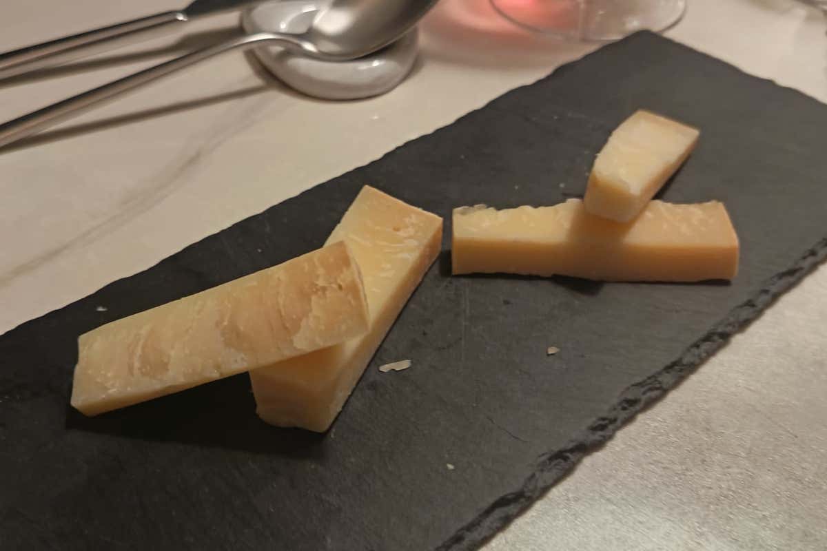 Dal pane Carasau al Tiramisau: una sera a Cascina Ovi, il cuore sardo di Segrate