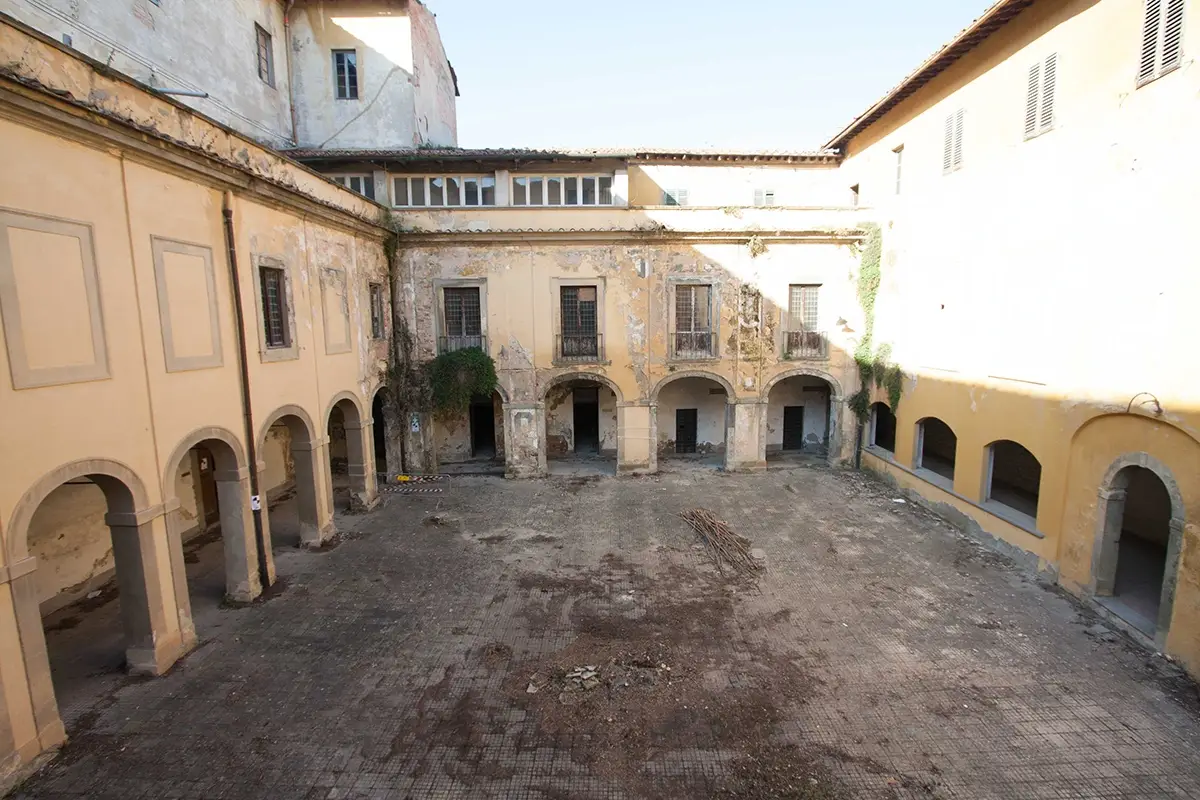 Un resort di lusso nell&rsquo;ex caserma. Foto: Nove da Firenze Un resort di lusso nell&rsquo;ex caserma. Firenze dice s&igrave;!
