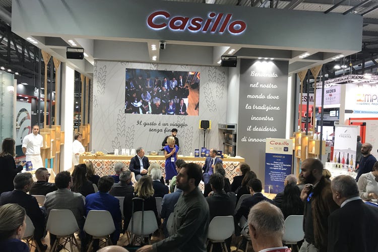 Lo stand del Gruppo Casillo a Host Milano (Gruppo Casillo e Pastificio Gentile Patto per valorizzare il territorio)