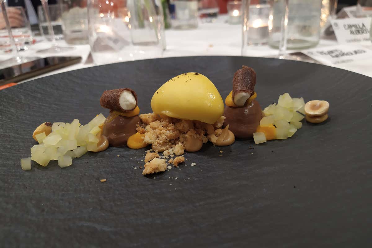 Uno dei piatti presentato durante la cena finale del corso di cucina di Cast Alimenti Cast alimenti: giovani cuochi ai fornelli guidati da Alfio Ghezzi