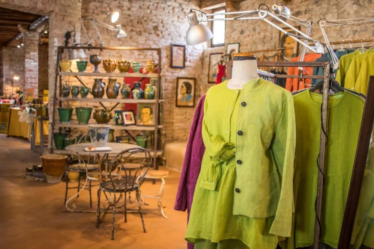 Alcuni oggetti esposti al Castello di Strassoldo di Sopra Tornano i Magici intrecci primaverili al Castello di Strassoldo di Sopra