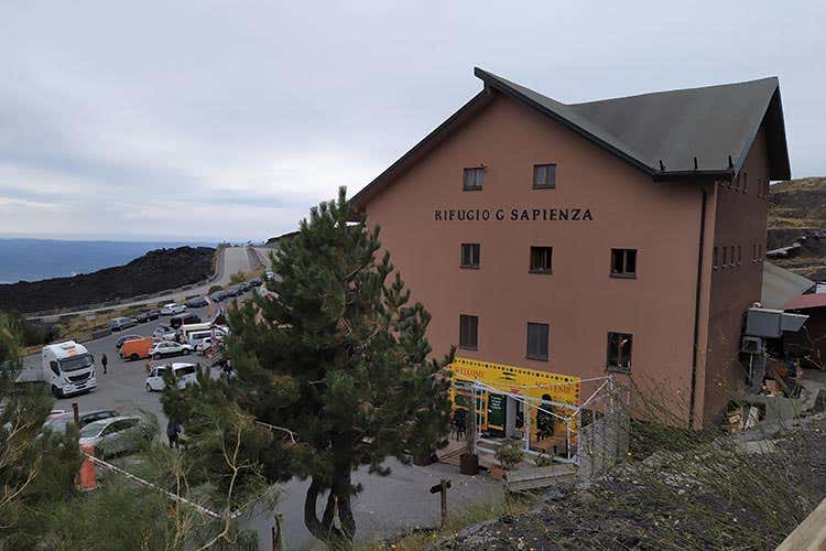 Il rifugio Sapienza - Da Catania alla cima dell'Etna A spasso tra i sapori della Sicilia