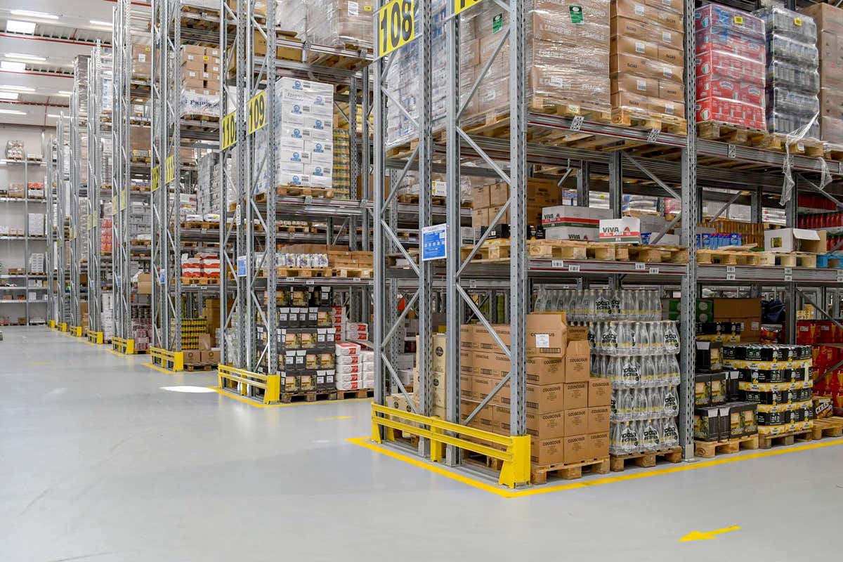 Il magazzino Cattel Cattel Spa, più sicurezza sul lavoro per aumentare la competitività Il magazzino Cattel Cattel Spa, più sicurezza sul lavoro per aumentare la competitività