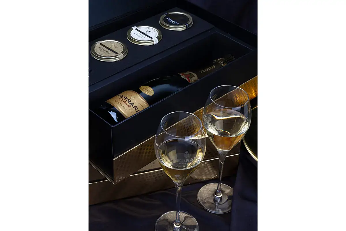 Il mito &ldquo;Ferrari&rdquo; nasce dal suo sogno di creare in Italia un vino capace di confrontarsi con i migliori Champagne francesi Una Golden Box per festeggiare all&rsquo;insegna del Made in Italy