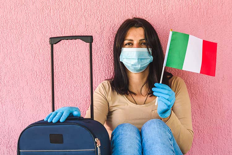 Governo assente nei sostegni strutturali - Turismo e ristorazione abbandonati Centinaio: Così muoiono le imprese