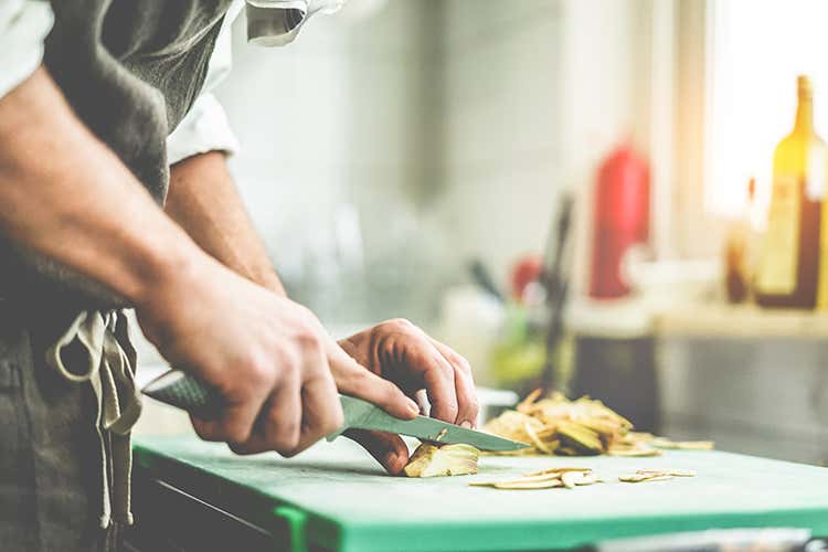 (Centri cottura, un nuovo approccio basato sulla meta-progettazione) (Centri cottura, un nuovo approccio basato sulla meta-progettazione)