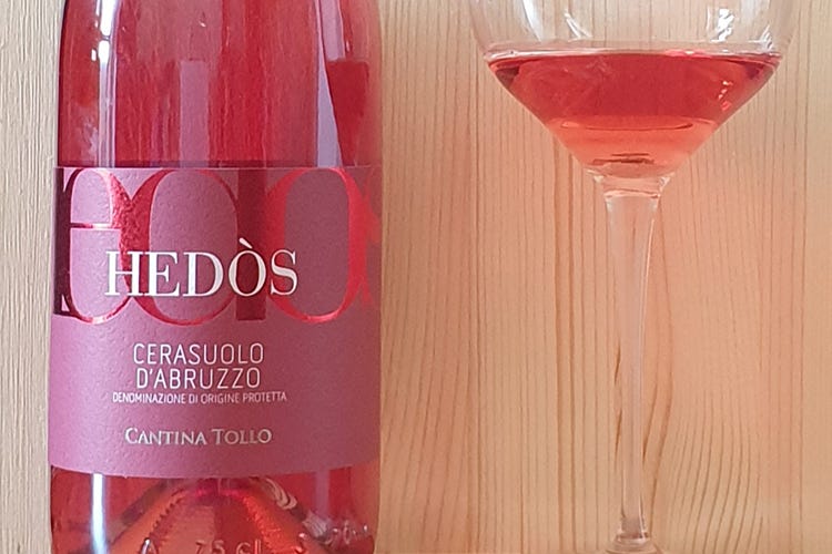 Ripartiamo dal vino Hedòs Cerasuolo d’Abruzzo Dop 2019 di Cantina Tollo