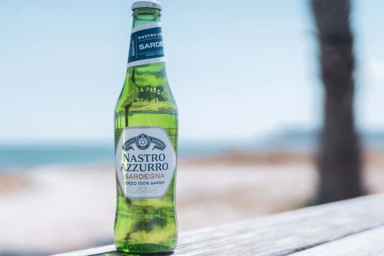 La Nastro Azzurrro Sardegna (&laquo;Cercasi giovani commerciali&raquo; Nastro Azzurro assume in Sardegna)