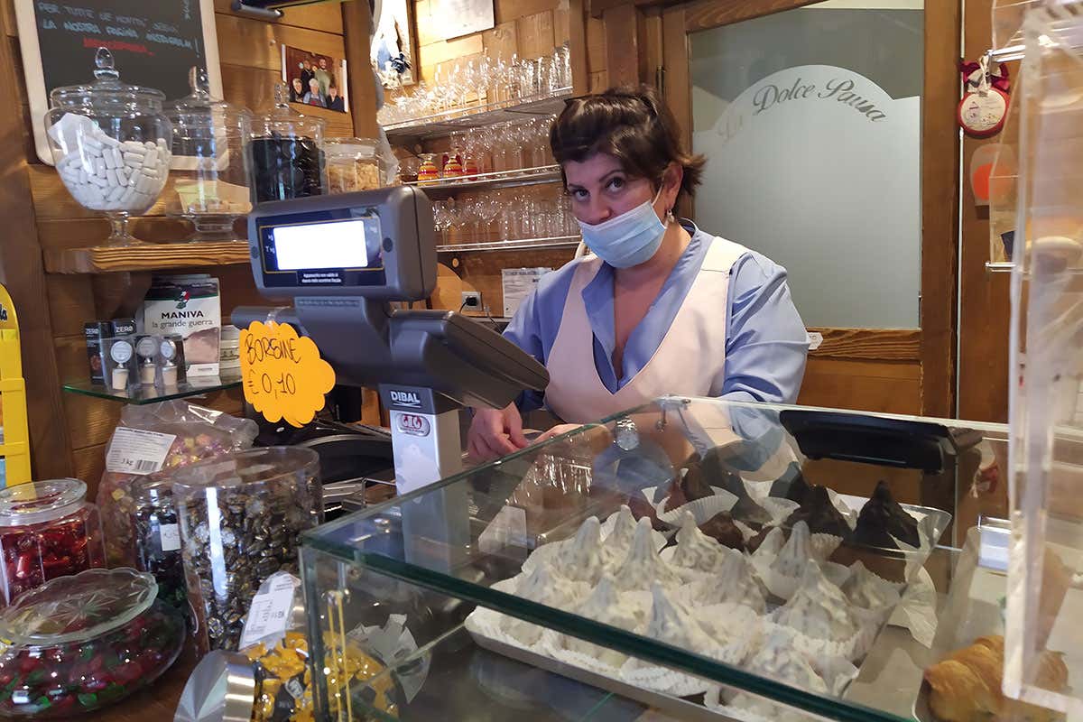 Pasticceria Dolce Pausa In Val Trompia rinascono i cerchietti, biscotti che sanno di montagna