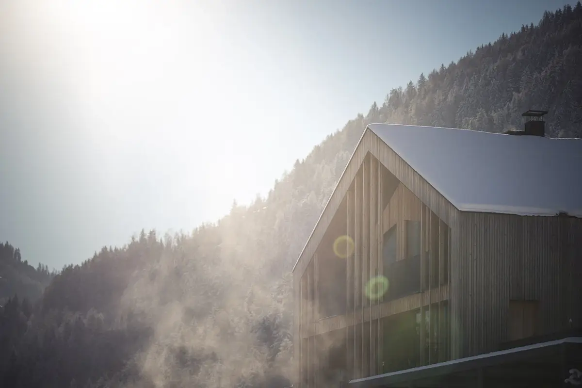 Purmontes &egrave; un luogo per rifugiarsi a contemplare la natura alpina In Alto Adige per una vacanza con il cavallo