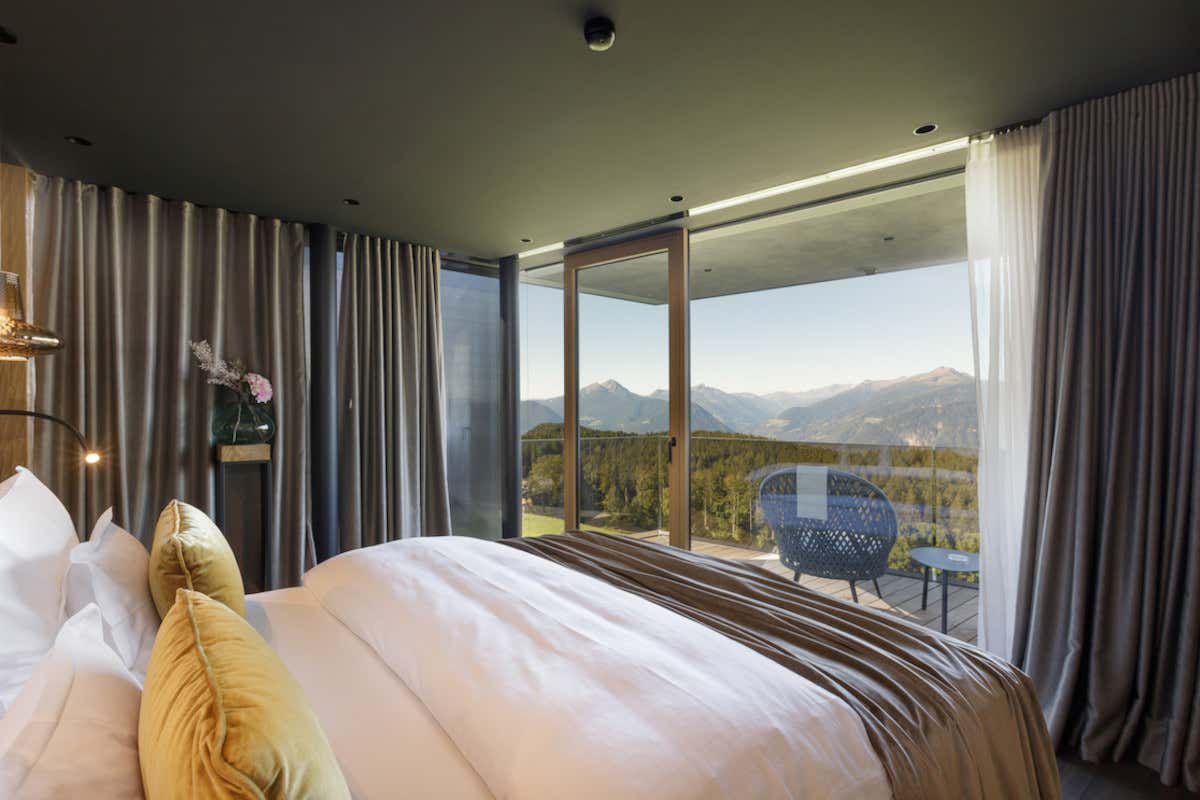 Fuga d’autunno in Alto Adige: l’ospitalità a 5 stelle dell’Hotel Chalet Mirabell