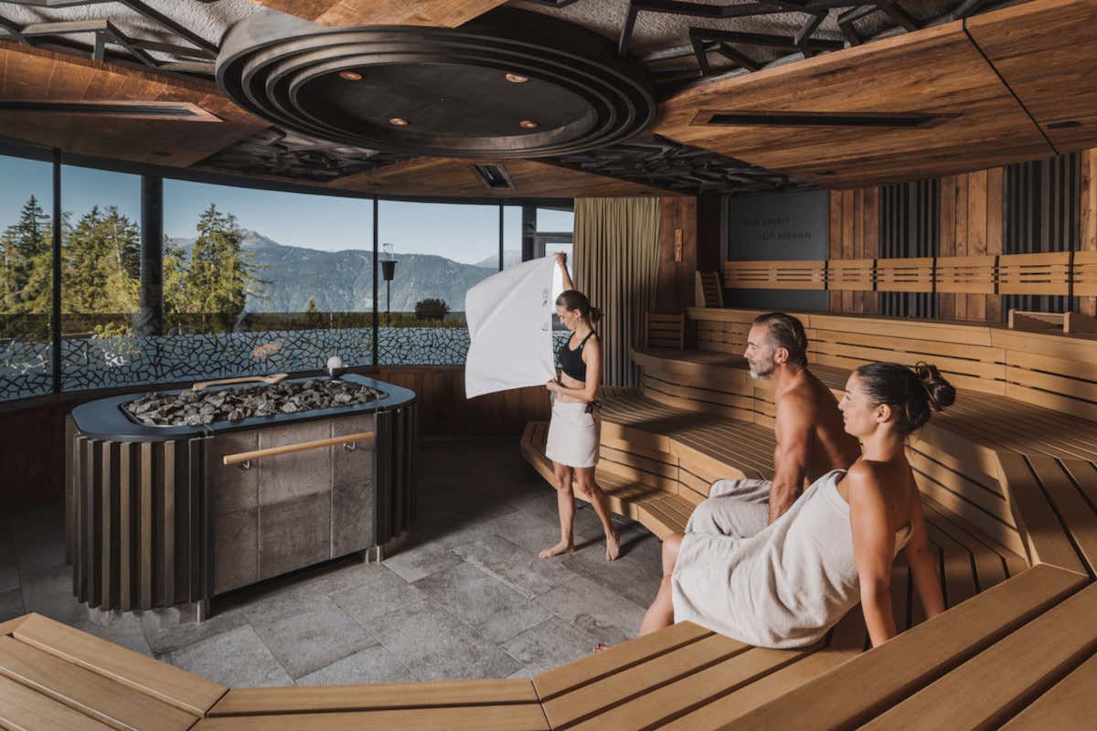 Fuga d’autunno in Alto Adige: l’ospitalità a 5 stelle dell’Hotel Chalet Mirabell