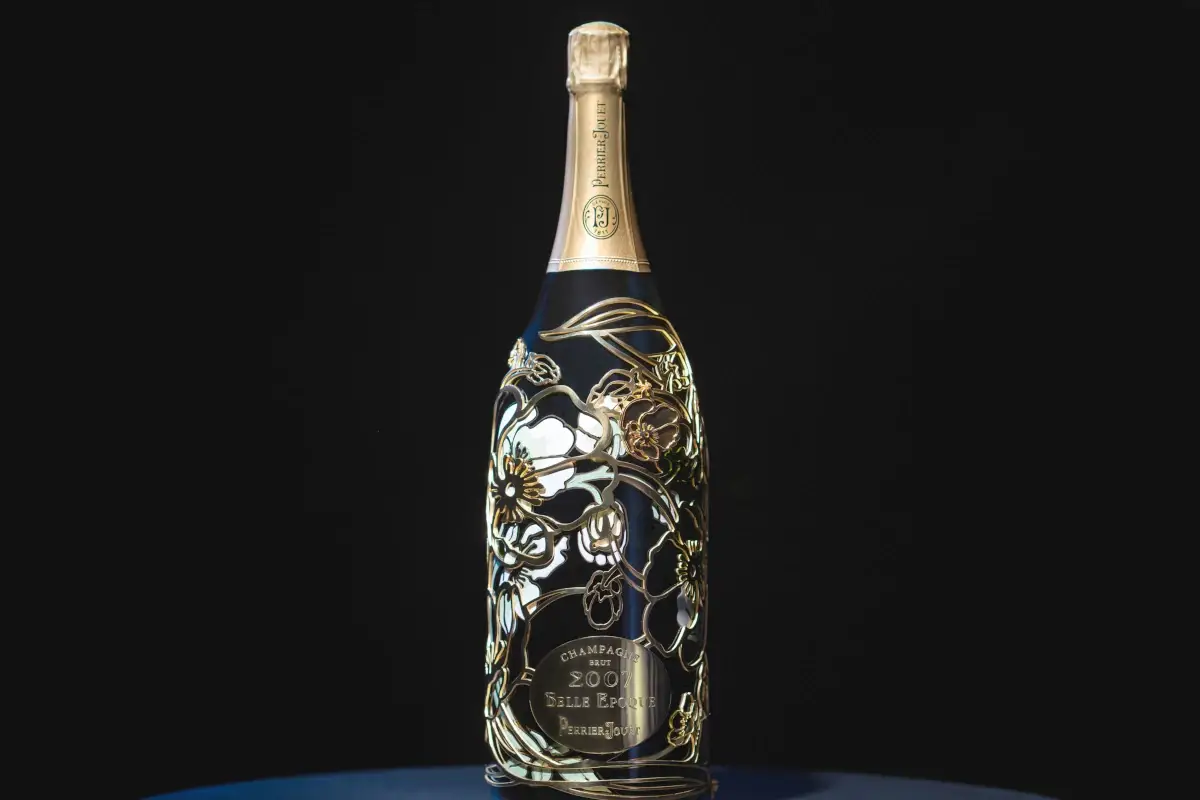 Champagne: Ecco la Collezione Anemone di Maison Perrier-Jou&euml;t