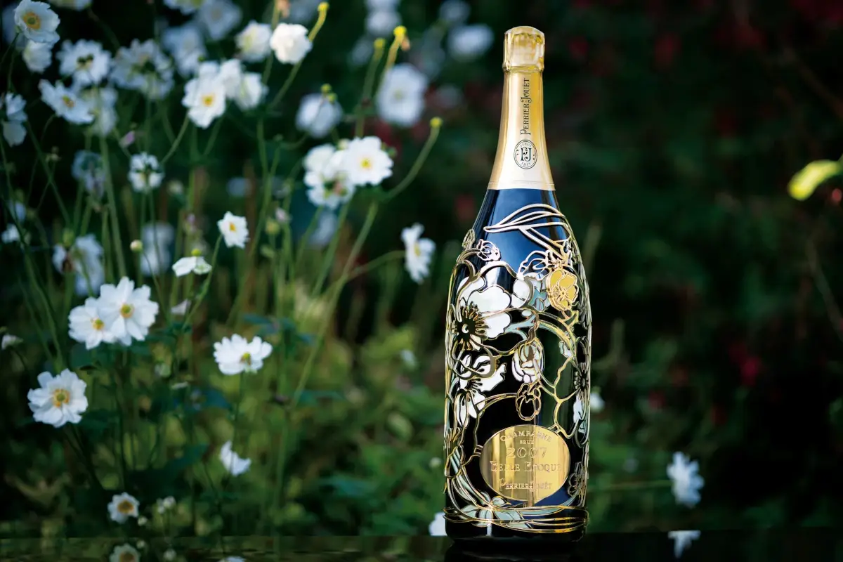 Champagne: Ecco la Collezione Anemone di Maison Perrier-Jou&euml;t