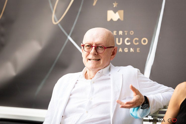 Alberto Massucco - Torino, brindisi a Villa Sassi con gli champagne di Massucco