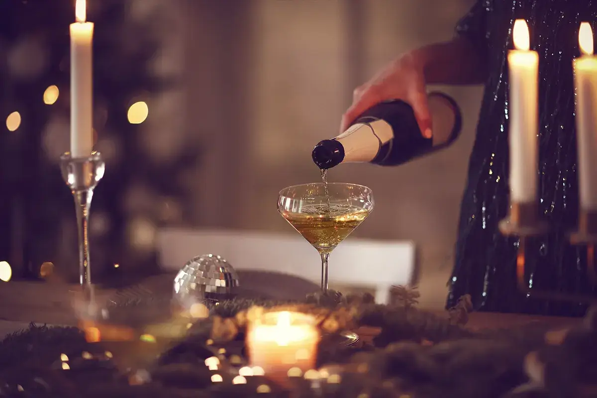 La crisi russa dello Champagne In Russia lo Champagne perde il suo nome e diventer&agrave; Shampanskoe