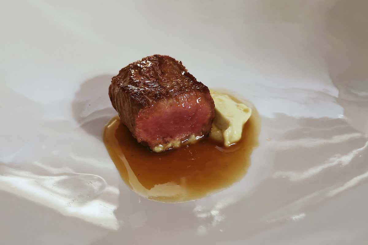 Sella di agnello col suo fondo Rivoluzione al Charleston da finire