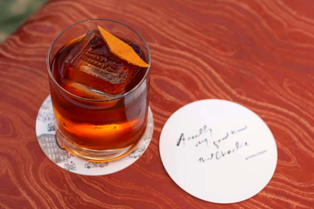 Charlie's Rooftop, la terrazza che celebra Roma con cocktail sui sette colli
Charlie's Rooftop, la terrazza che celebra Roma con cocktail sui sette colli