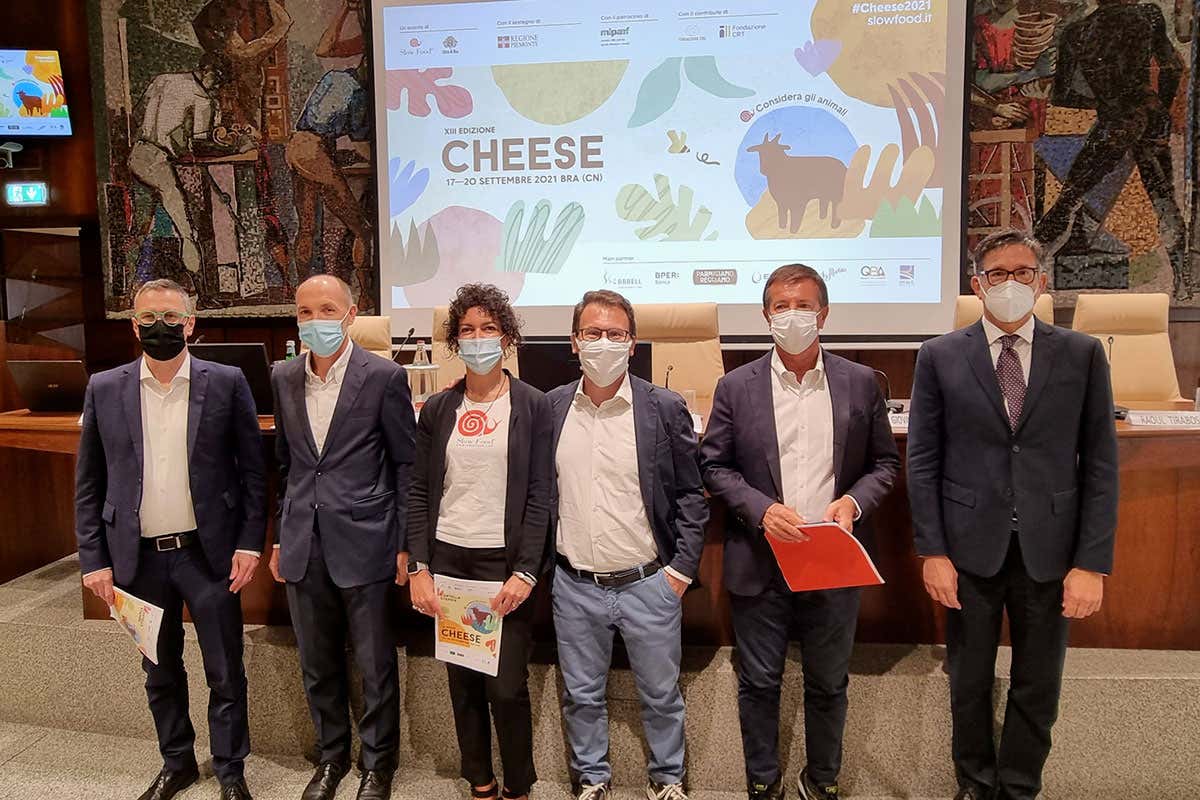 La presentazione ufficiale Bergamo omaggia i formaggi di capra. Cinque premi per ogni specialit&agrave;
