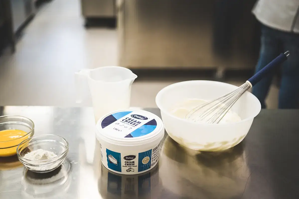 Come preparare una soffice [cheesecake in stile giapponese]?