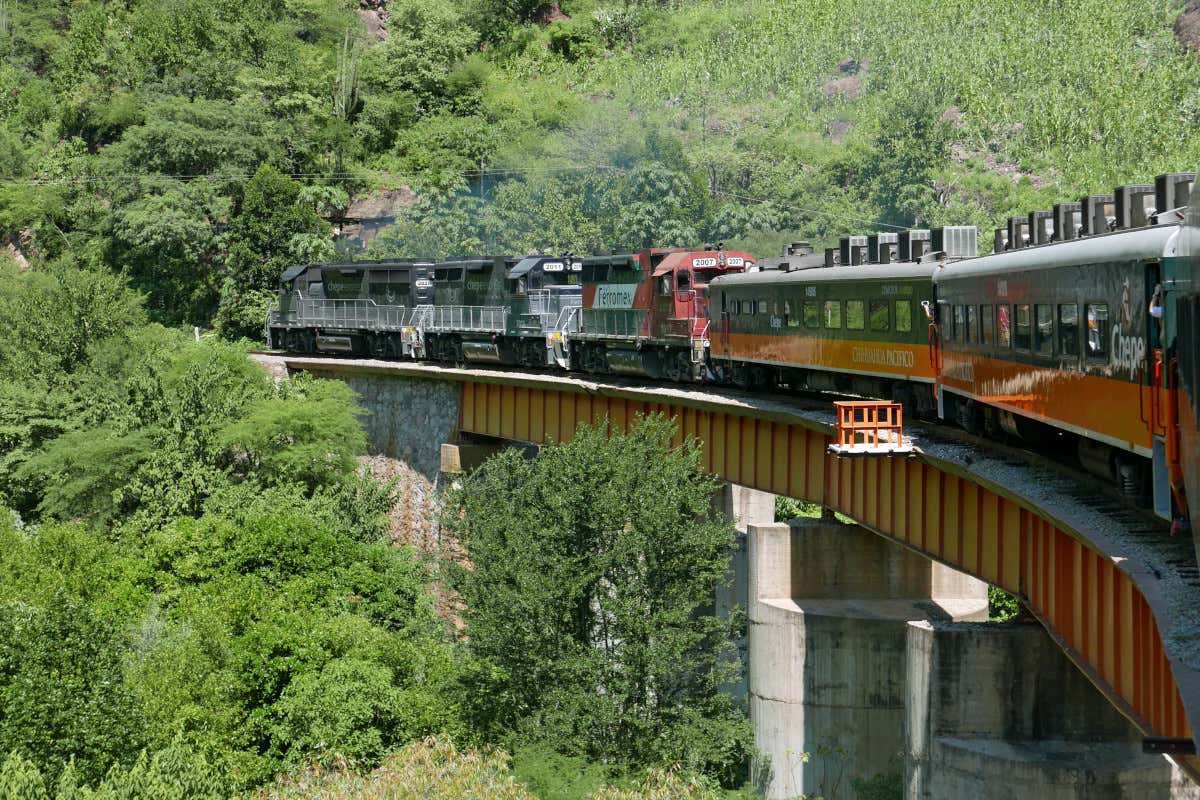 Ti piace il treno? Ecco i 10 itinerari ferroviari più belli del mondo 