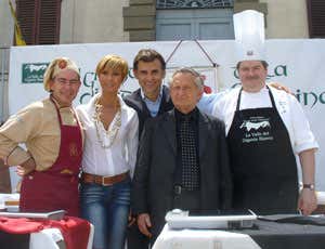 I protagonisti della esecuzione di ricette in piazza