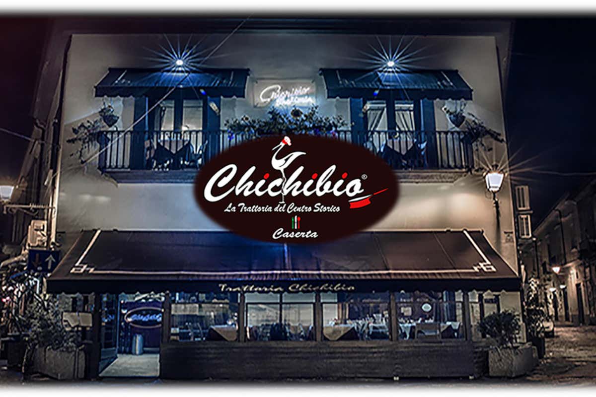 L'ingresso del locale Chichibio, a Caserta Mozzarella di Bufala Campana Dopo ma non solo L'ingresso del locale Chichibio, a Caserta Mozzarella di Bufala Campana Dopo ma non solo