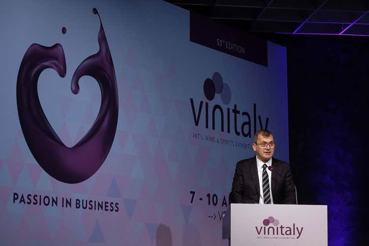 (Chiuso il Vinitaly dei record Crescono qualit&agrave; e buyers stranieri)
