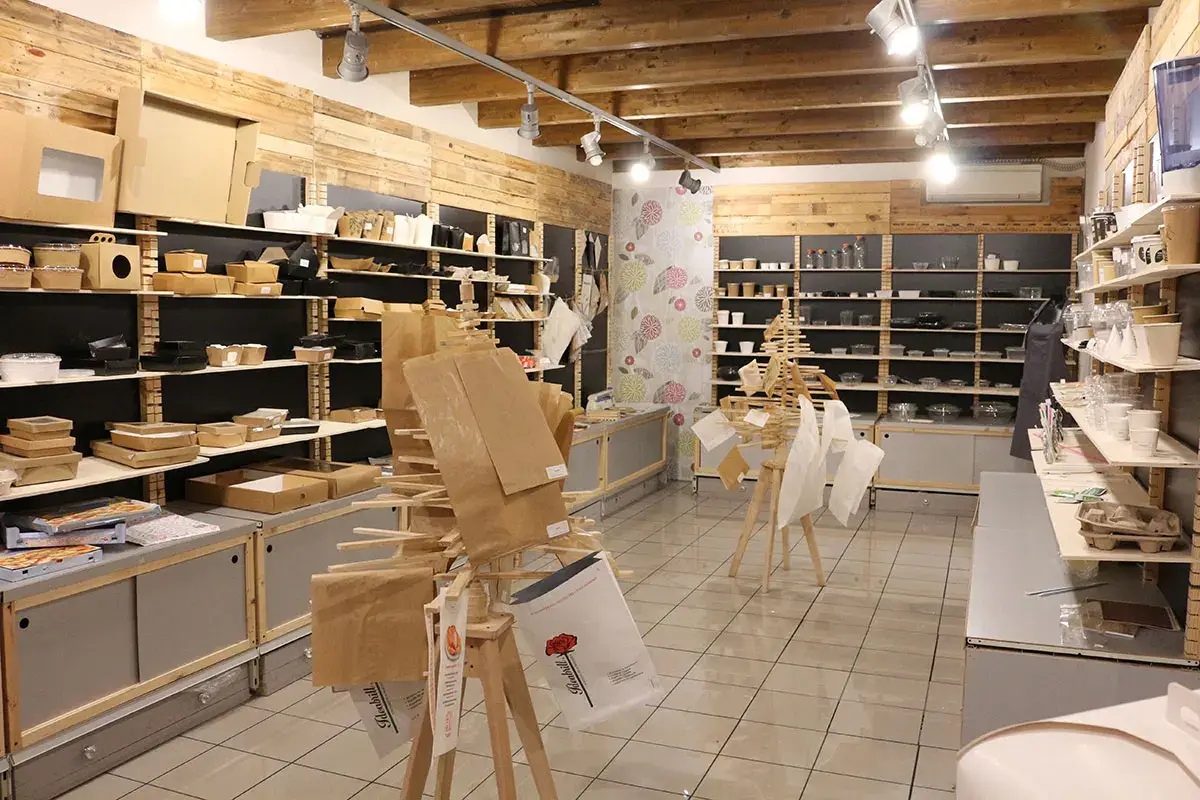 Show room Valuer CHS si fonde con Valuer e si rafforza come leader per le attrezzature dell'ospitalit&agrave; e del cleaning