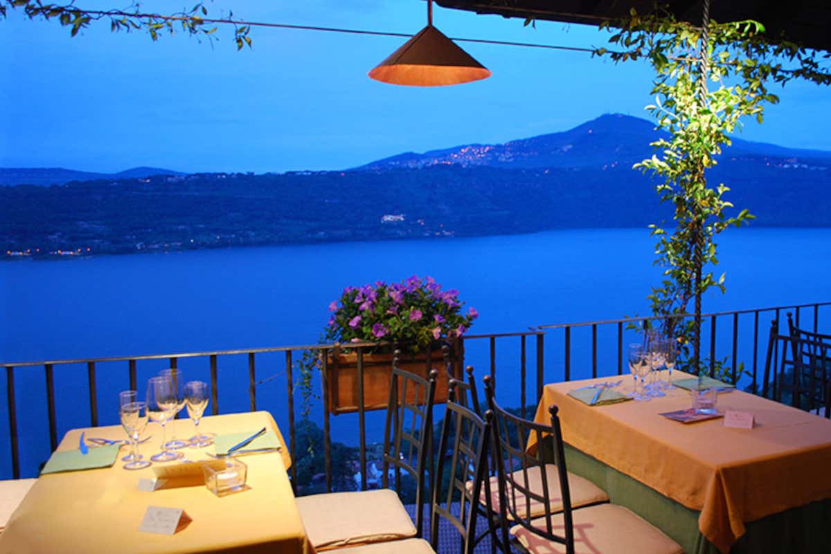 Via Francigena nel Lazio: un viaggio lento tra borghi, laghi,  mare e sapori veri