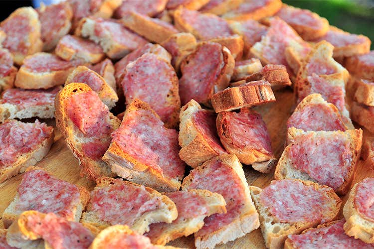 Ciauscolo - A spasso per l&rsquo;Italia Le Marche, un museo diffuso