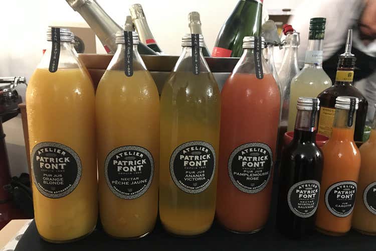 Succhi e nettari Patrick Font (Cibi rari e preziosi a colazione Longino & Cardenal entra in hotel)