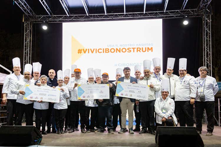 (Cibo Nostrum chiude con 25 mila presenze A Catania assemblea Fic con mille cuochi)