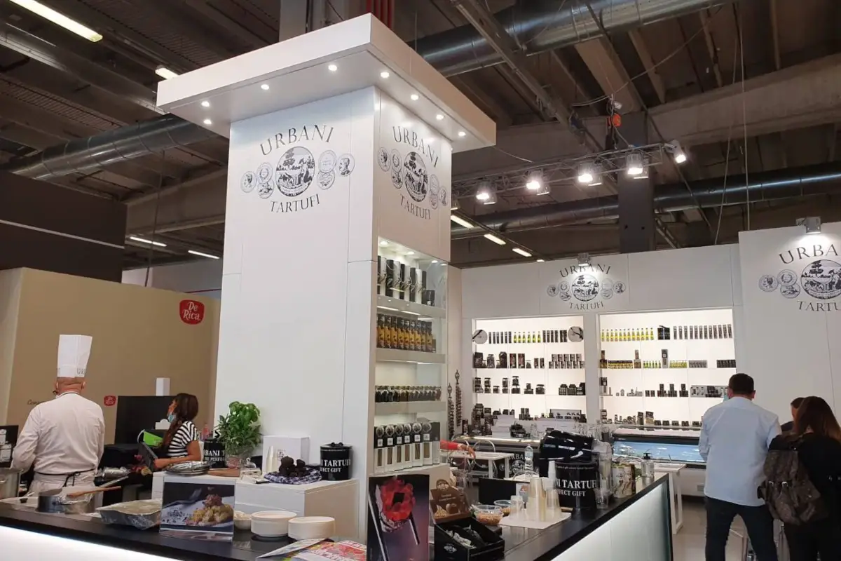 Lo stand Urbani al Cibus Parma 2021 A Cibus Parma,il protagonista è sua maestà il Tartufo. Ecco tutte le novità di Urbani Tartufi