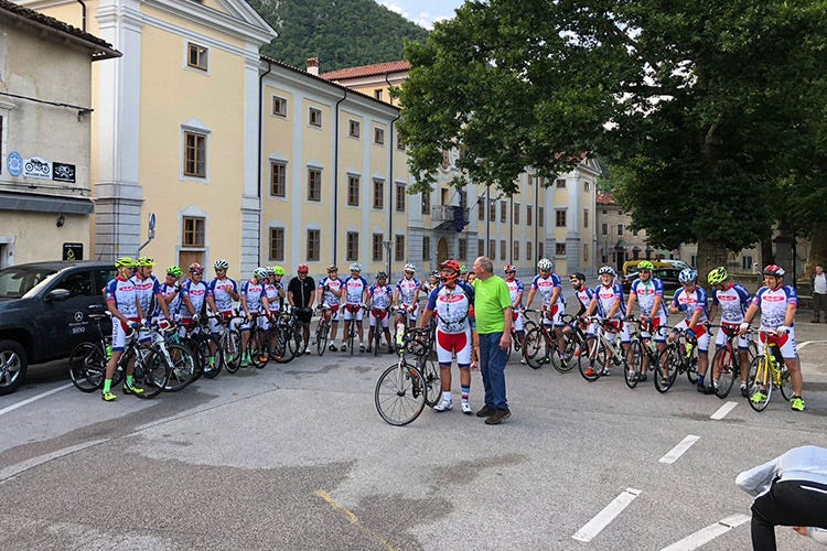 (Ciclo Tour Sabelli Una pedalata lunga 97 anni)