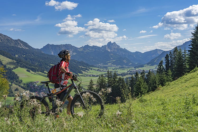 Trentino meta preferita dai cicloturisti - Cicloturismo, gli hotel si attrezzino Potenziale da 25 milioni di clienti