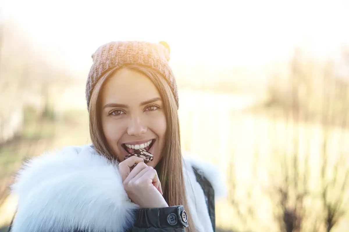 In inverno aumenta la voglia di cioccolato Ma &egrave; vero che in inverno si mangia di pi&ugrave;?
