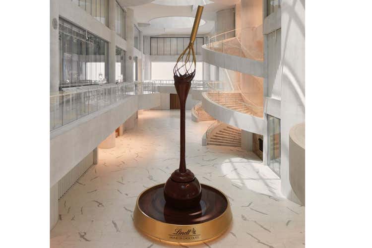 La fontana di cioccolato - Una fontana di cioccolato di 9 metri nella nuova casa della Lindt